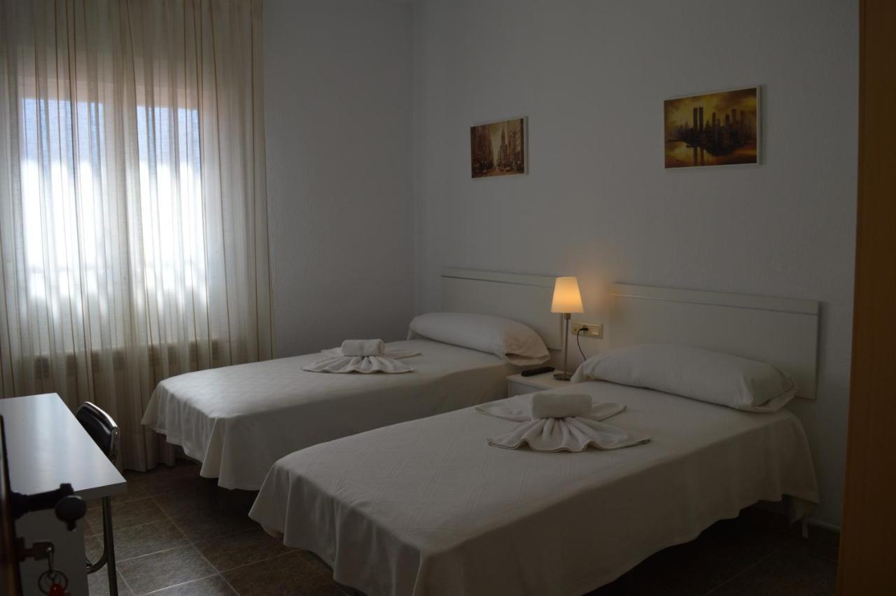 Nuevo Hotel Capitolio バルデペニャス エクステリア 写真
