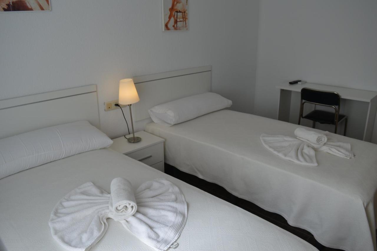 Nuevo Hotel Capitolio バルデペニャス エクステリア 写真